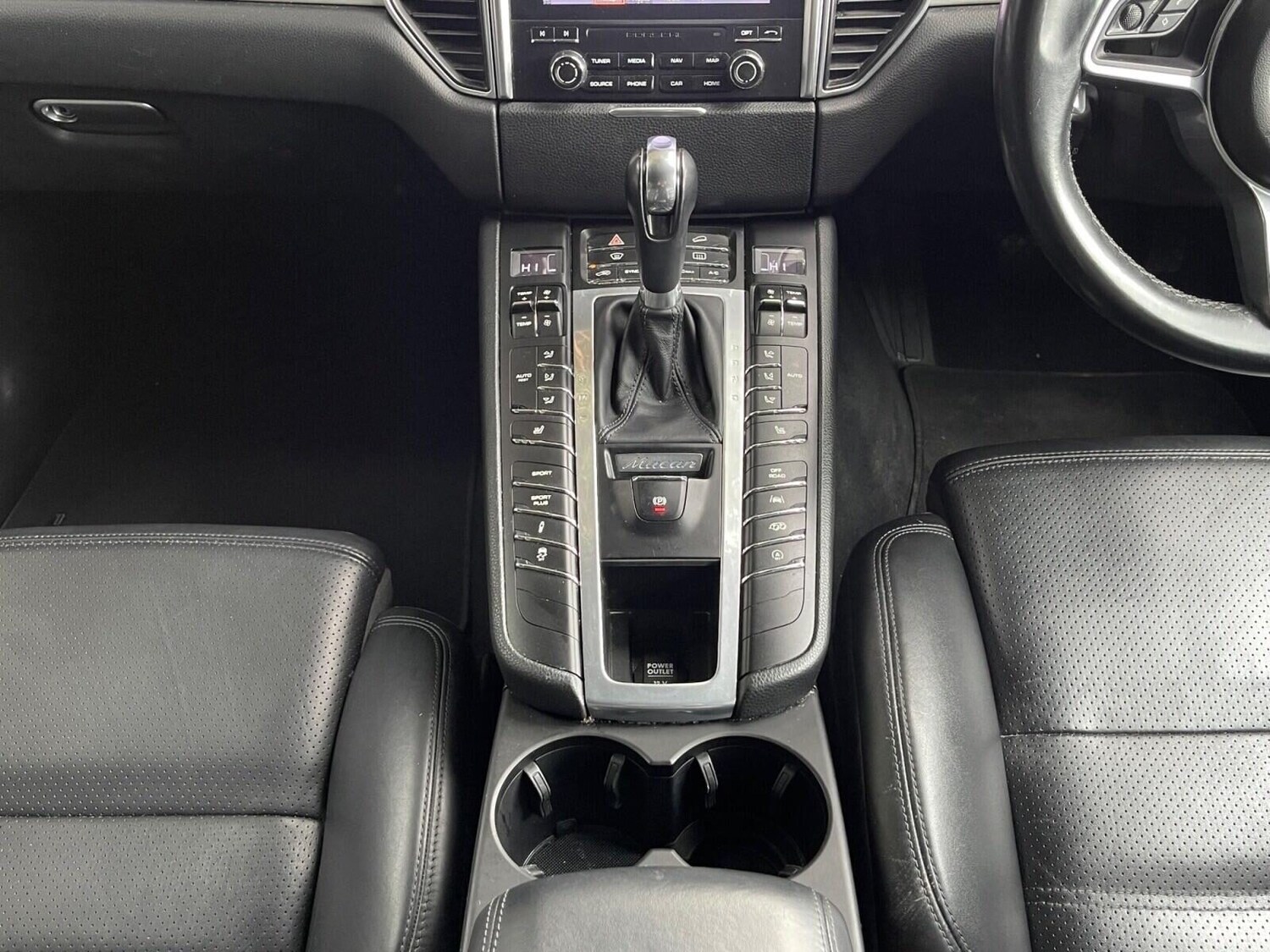 Used Porsche Macan 2018 for sale - 76211451: Photo 34