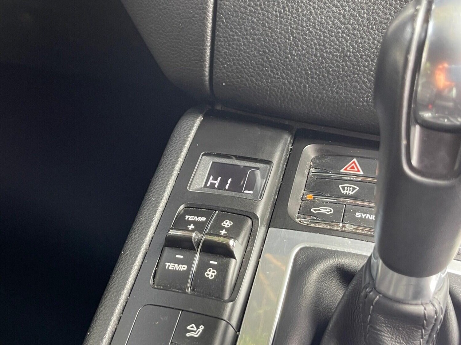 Used Porsche Macan 2018 for sale - 76211451: Photo 40