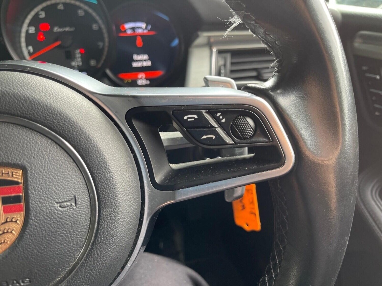 Used Porsche Macan 2018 for sale - 76211451: Photo 43