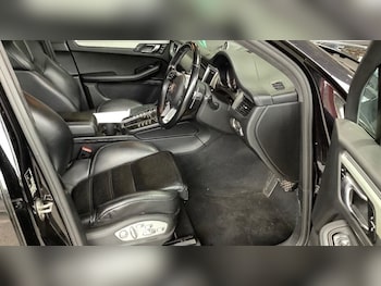 Used Porsche Macan 2018 for sale - 76211451: Photo 4