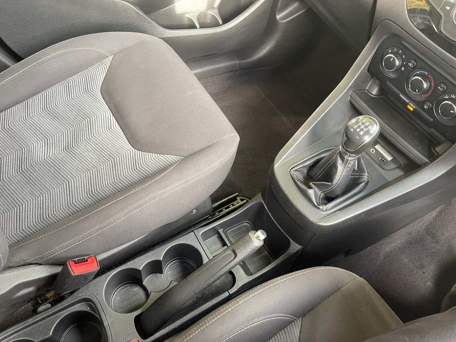 Used Ford Ka+ 2017 for sale - 76600031: Photo 23