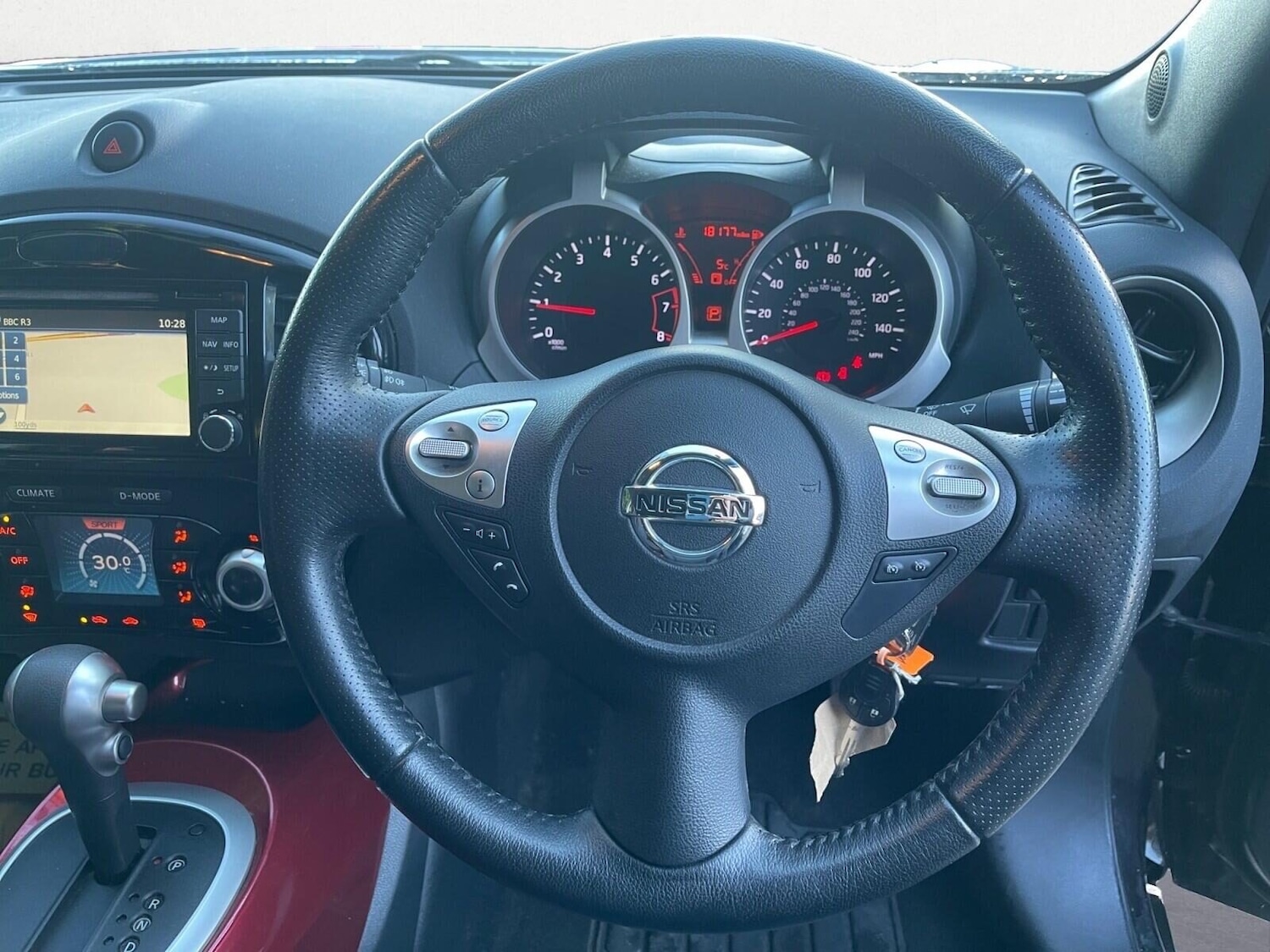 Used Nissan Juke 2014 for sale - 77654389: Photo 16