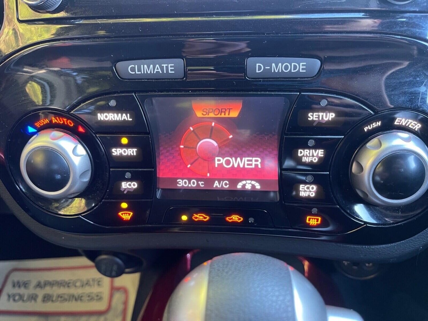 Used Nissan Juke 2014 for sale - 77654389: Photo 24