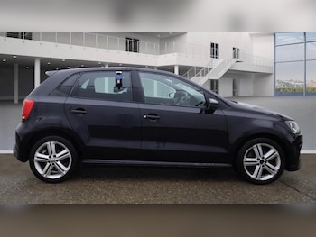 Used Volkswagen Polo 2014 for sale - 76665002: Photo