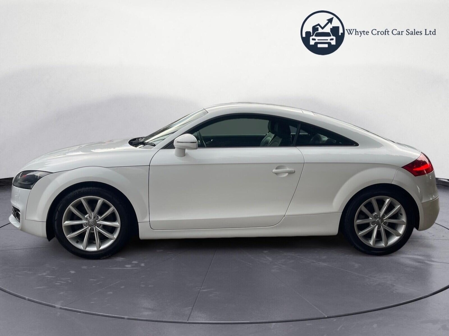 Used Audi TT 2010 for sale - 76831877: Photo 5