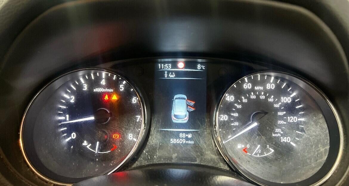 Used Nissan Qashqai 2015 for sale - 78218072: Photo 8