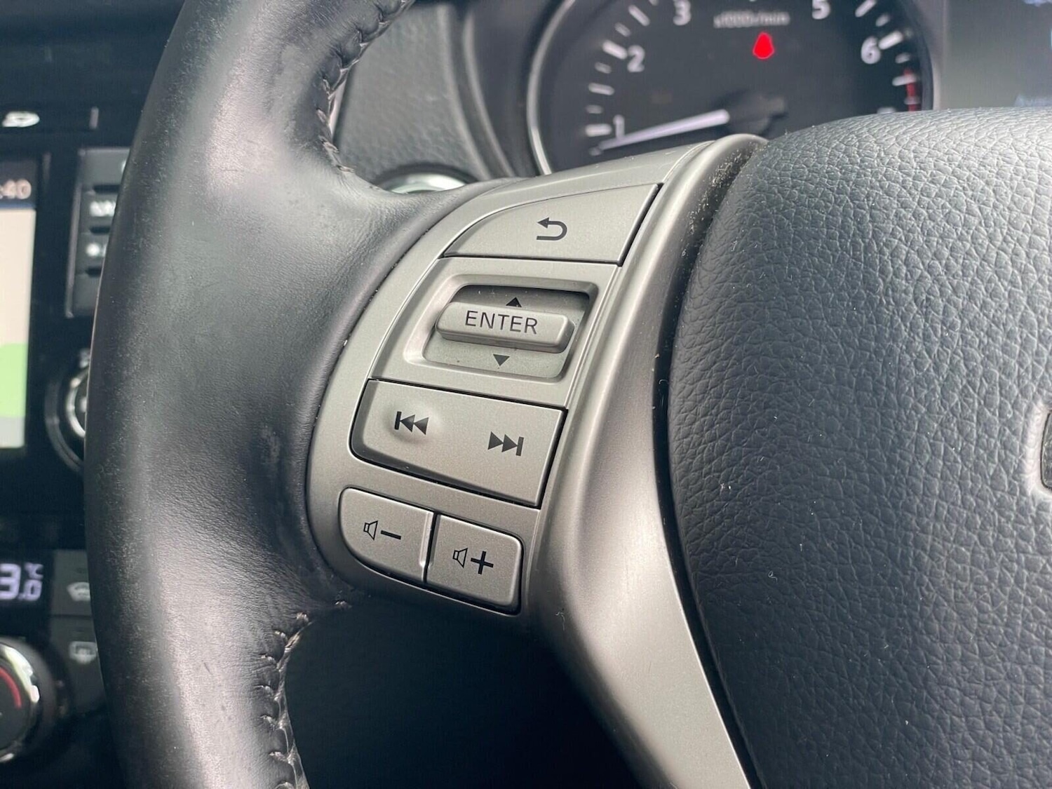 Used Nissan Qashqai 2015 for sale - 77398884: Photo 24