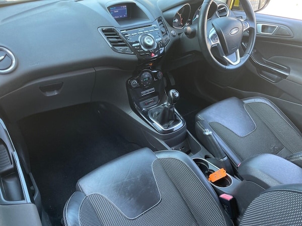 Used Ford Fiesta 2016 for sale - 75643712: Photo 17
