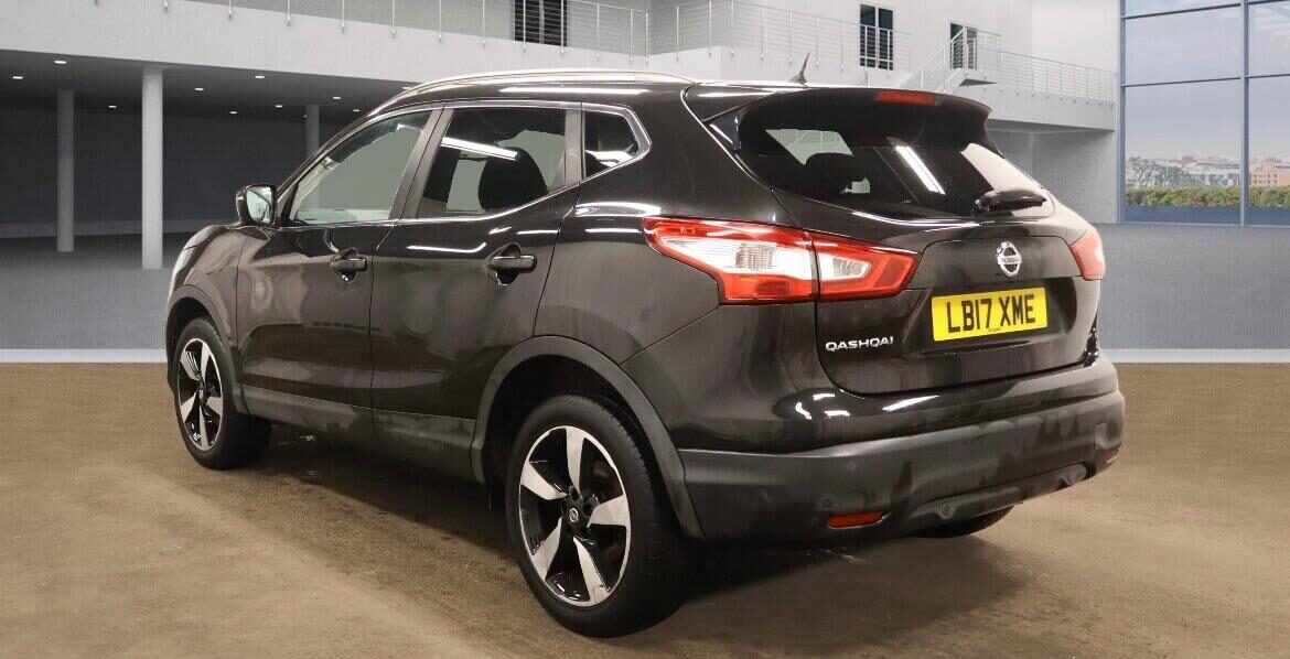 Used Nissan Qashqai 2017 for sale - 77889274: Photo 3