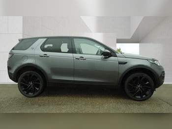 Used Land Rover Discovery Sport 2017 for sale - 78485680: Photo