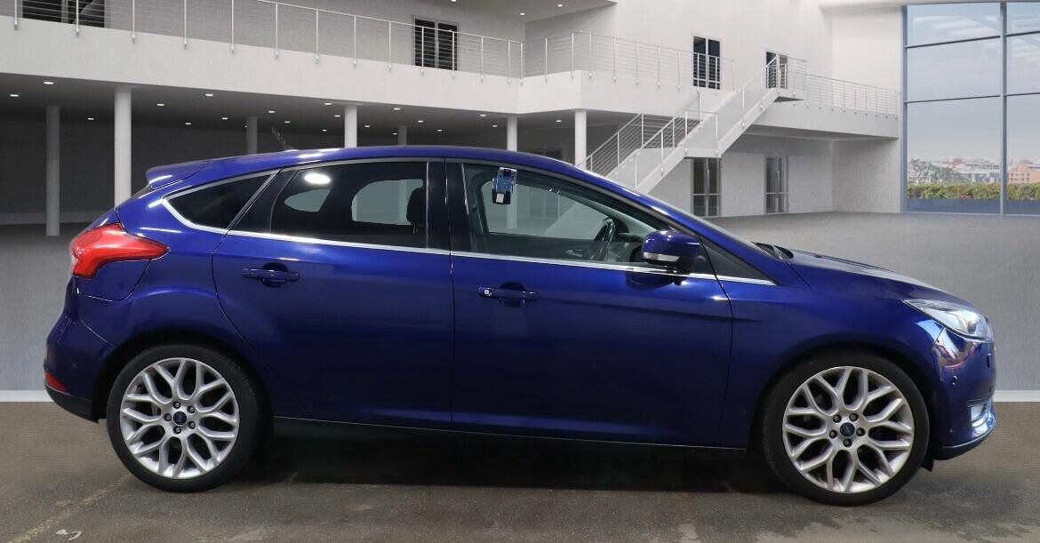 Used Ford Focus 2015 for sale - 77979901: Photo 3