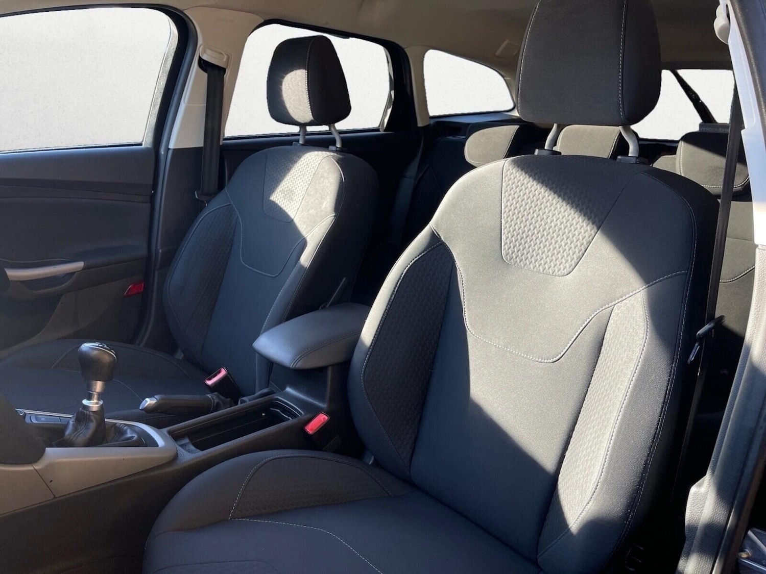 Used Ford Focus 2016 for sale - 76508916: Photo 12