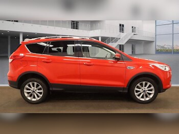 Used Ford Kuga 2015 for sale - 76542946: Photo