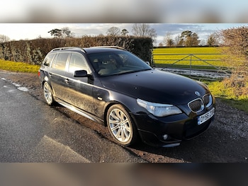 2006 (56) - 530d M Sport Auto Touring 2 owners FSH Low Mileage, superb sought after car 5-Door