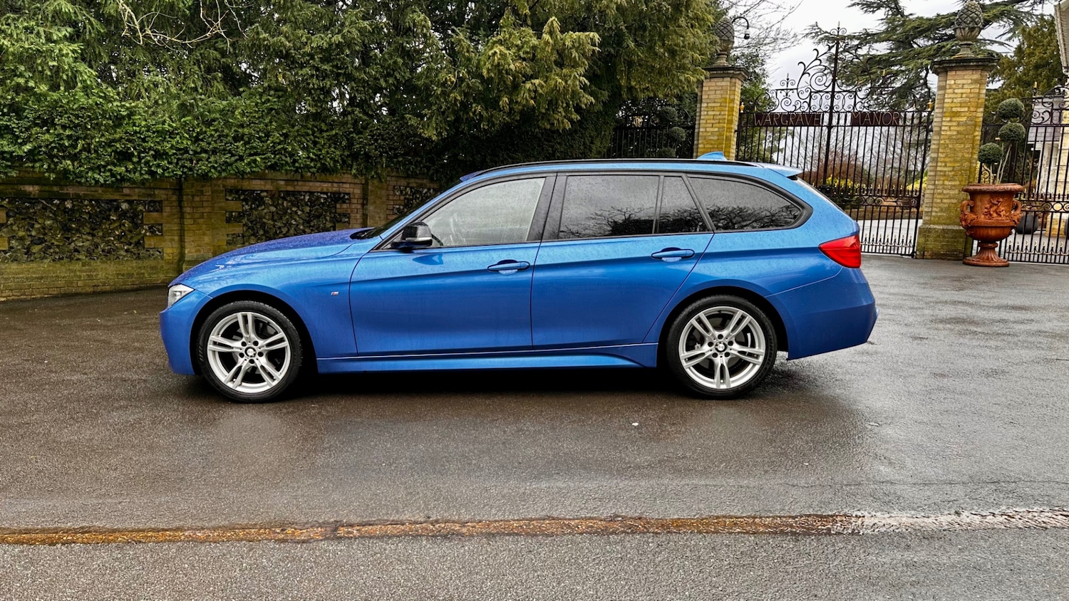 Used BMW 3 Series 2013 for sale - 77465983: Photo 2