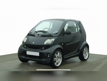 Used smart fortwo 2005 for sale - 76401822: Photo