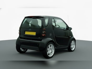 Used smart fortwo 2005 for sale - 76401822: Photo