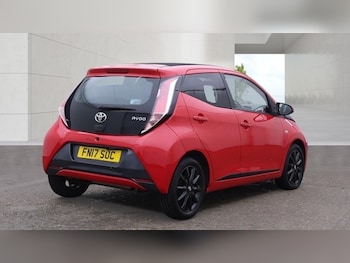 Used Toyota AYGO 2017 for sale - 79278045: Photo