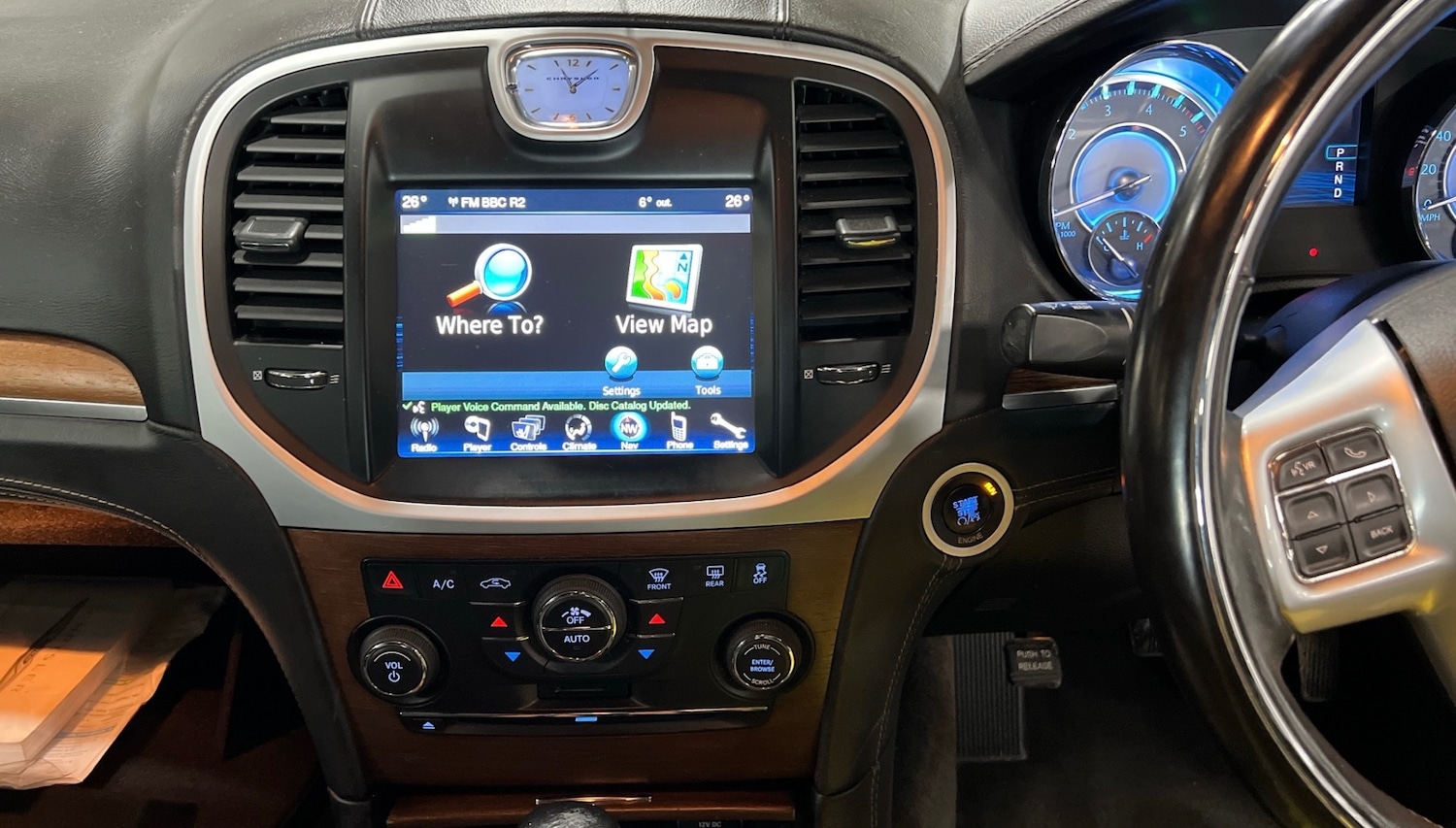 Used Chrysler 300C 2012 for sale - 77356996: Photo 11