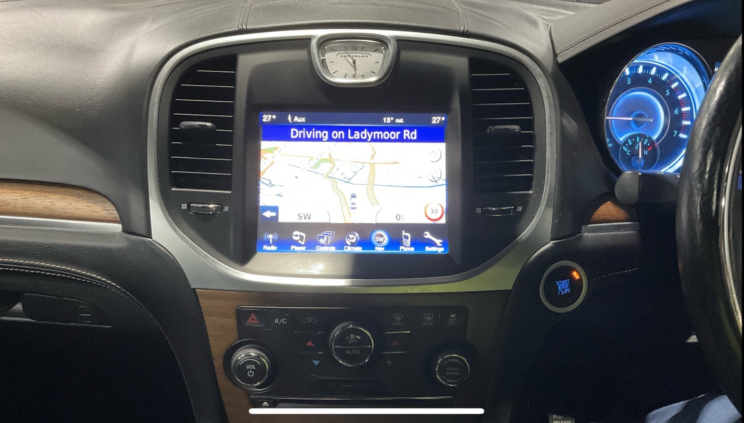 Used Chrysler 300C 2012 for sale - 76591646: Photo 10