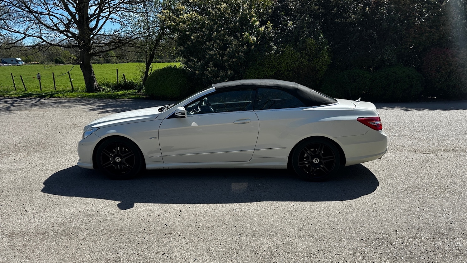 Used Mercedes-Benz E Class 2010 for sale - 78145975: Photo 15