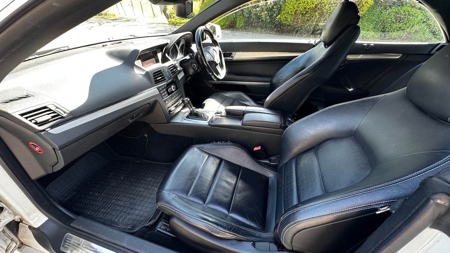 Used Mercedes-Benz E Class 2010 for sale - 78145975: Photo 18