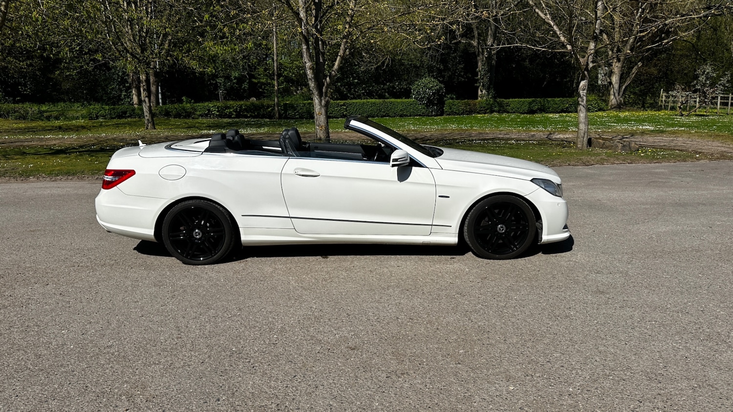 Used Mercedes-Benz E Class 2010 for sale - 78145975: Photo 4