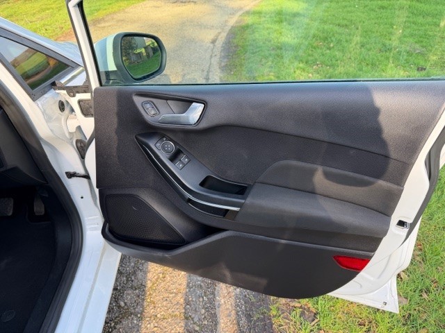 Used Ford Fiesta 2018 for sale - 77735658: Photo 7