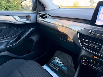 Used Ford Focus 2018 for sale - 77372375: Photo