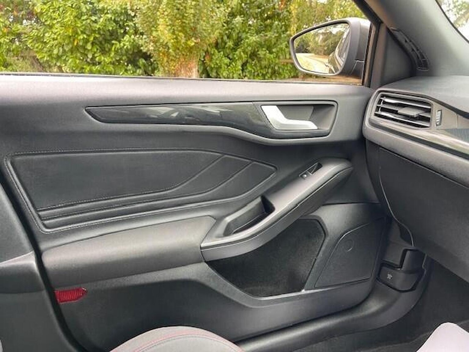 Used Ford Focus 2020 for sale - 77372376: Photo 10