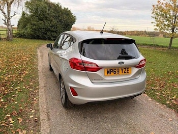 Used Ford Fiesta 2019 for sale - 77377736: Photo
