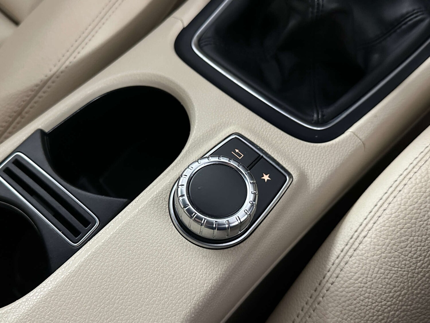 Used Mercedes-Benz GLA 2017 for sale - 77590758: Photo 16