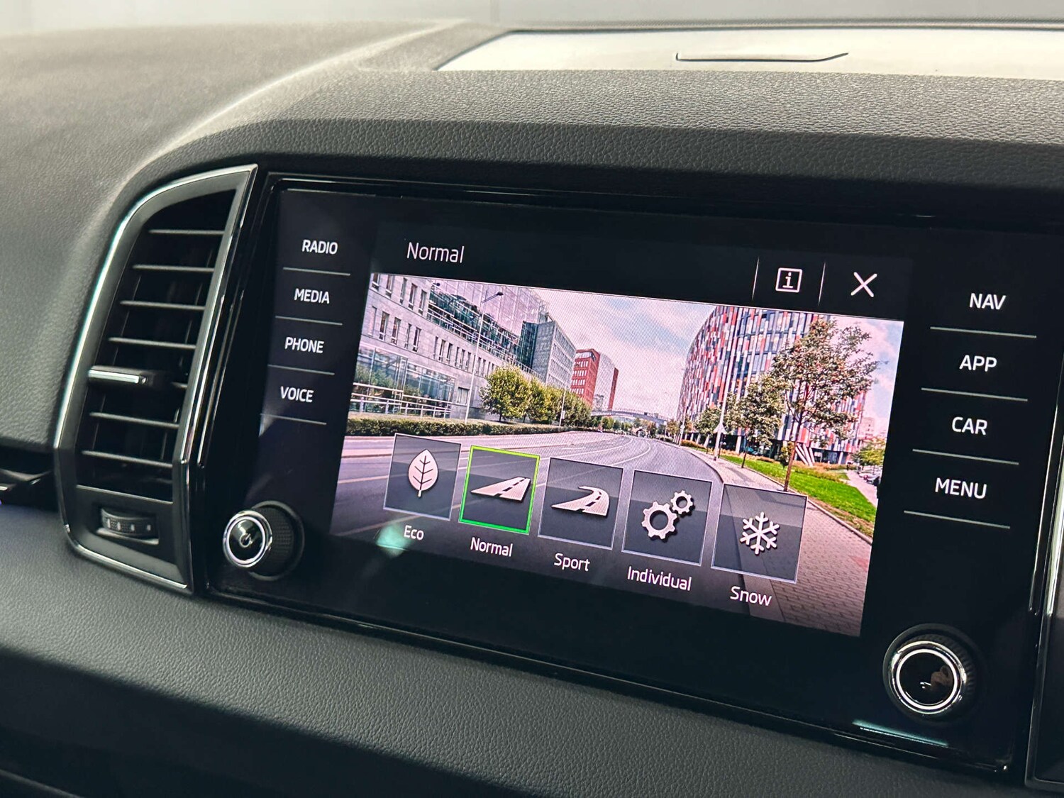 Used Skoda Karoq 2019 for sale - 77590759: Photo 30