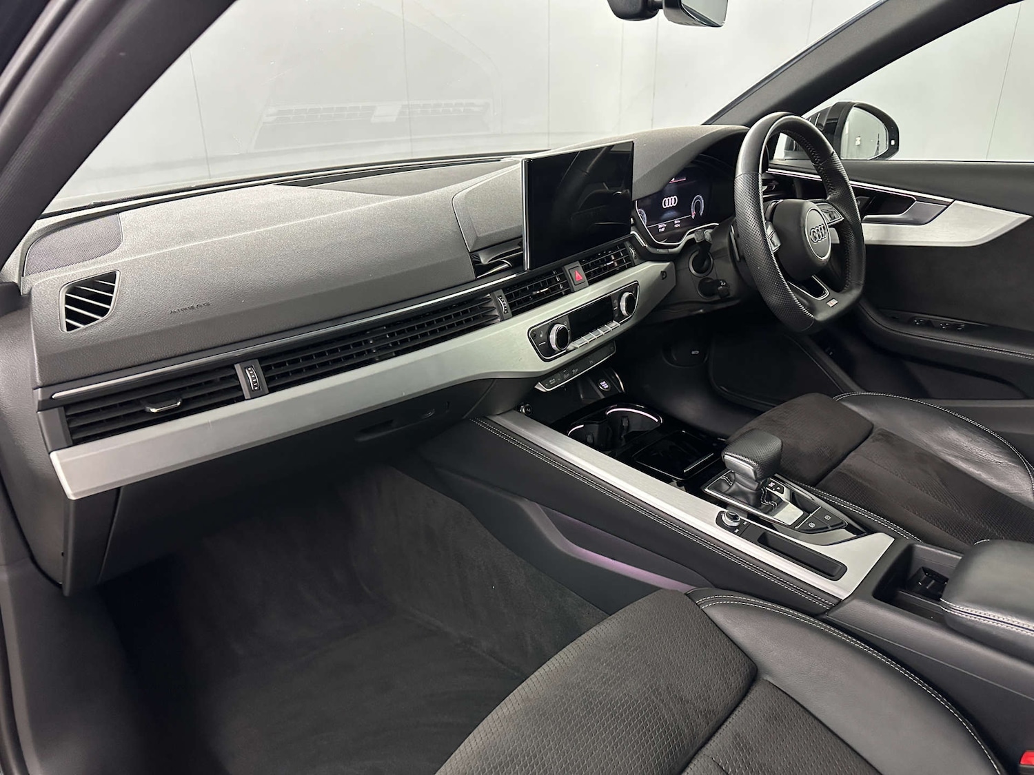 Used Audi A4 2021 for sale - 77749035: Photo 11