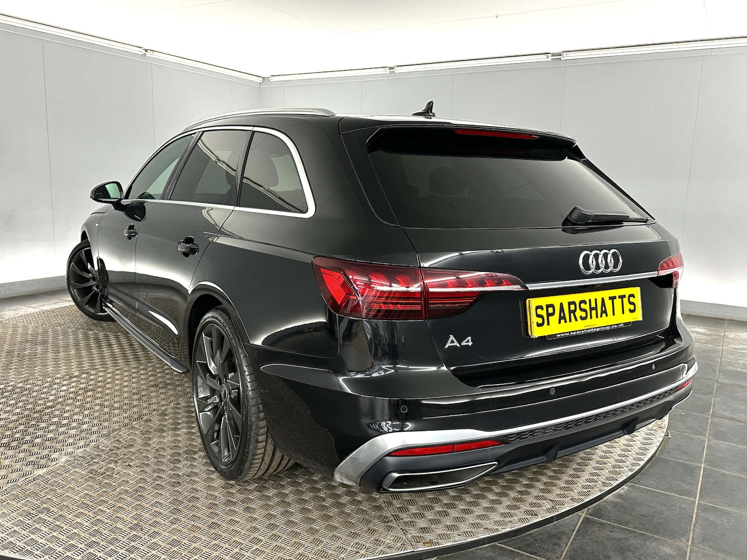 Used Audi A4 2021 for sale - 77749035: Photo 5