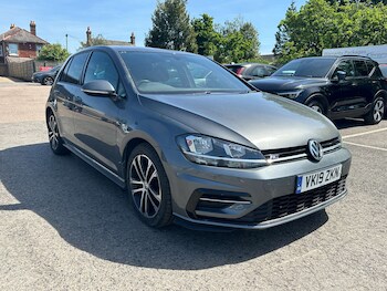 Used Volkswagen Golf 2019 for sale - 78443762: Photo