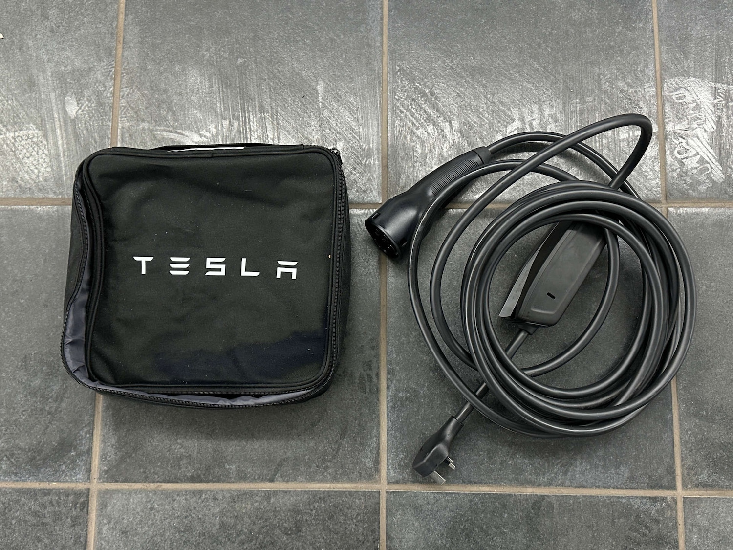 Used Tesla Model Y 2023 for sale - 77765703: Photo 29