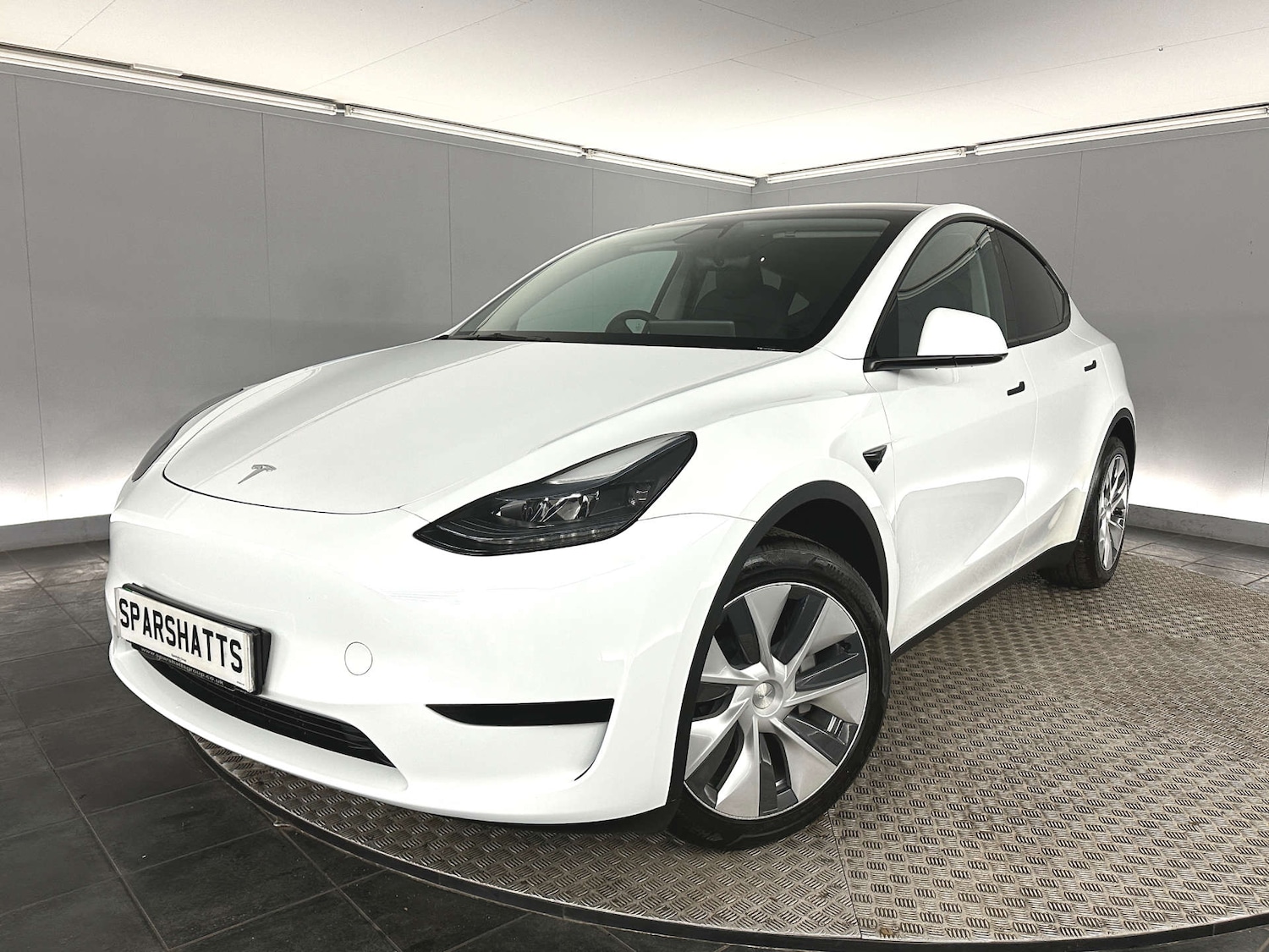 Used Tesla Model Y 2023 for sale - 77765703: Photo 3