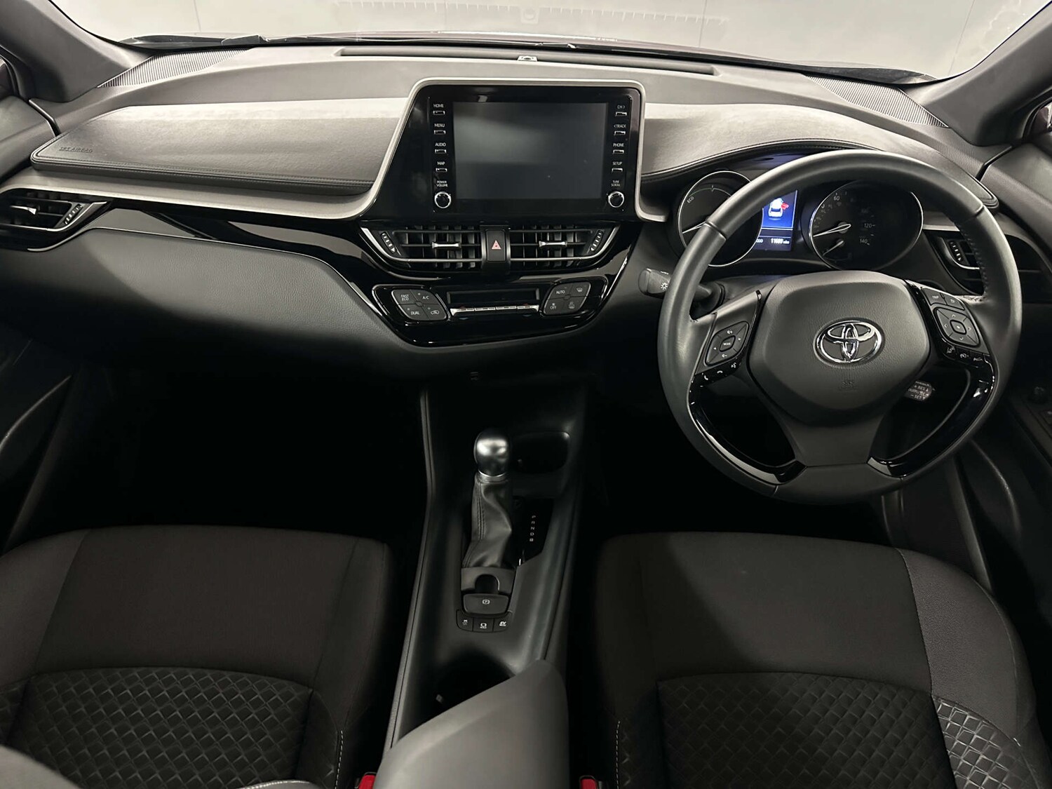 Used Toyota C-HR 2023 for sale - 77590787: Photo 14
