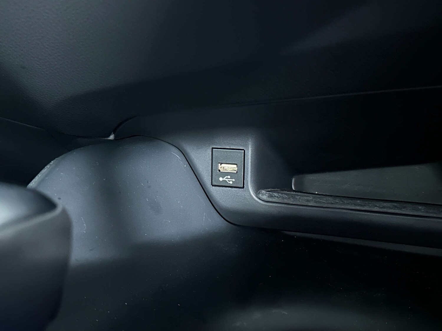 Used Toyota C-HR 2023 for sale - 77590787: Photo 30