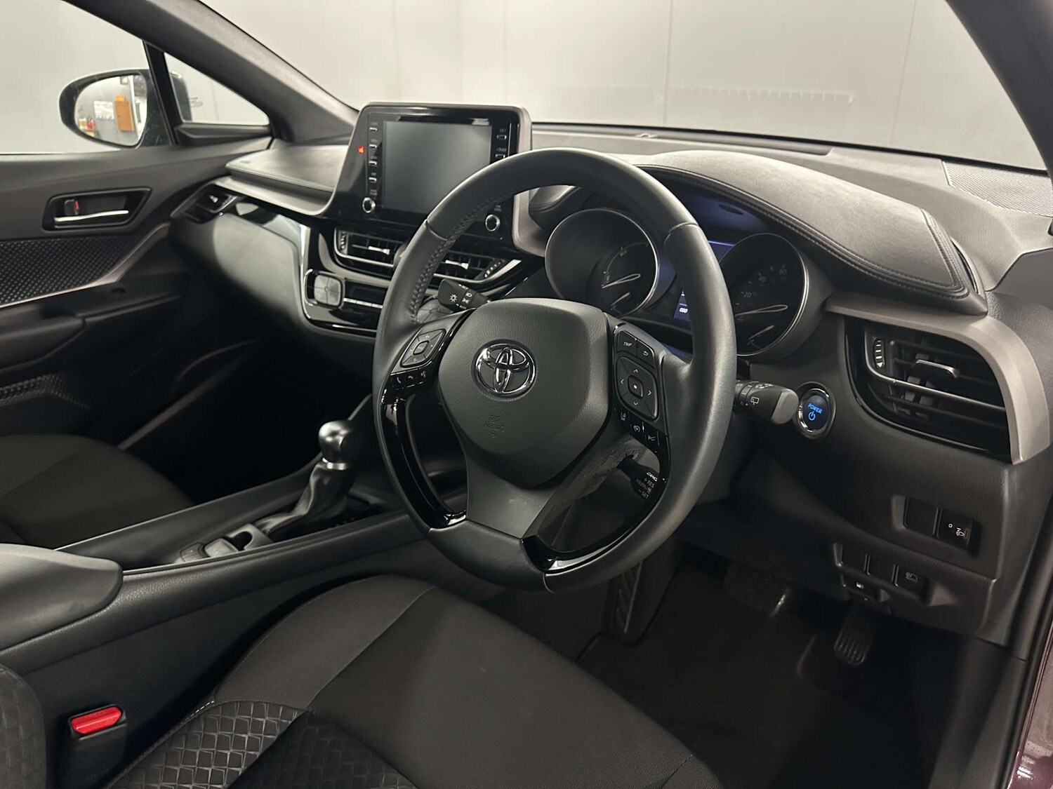 Used Toyota C-HR 2023 for sale - 77590787: Photo 9