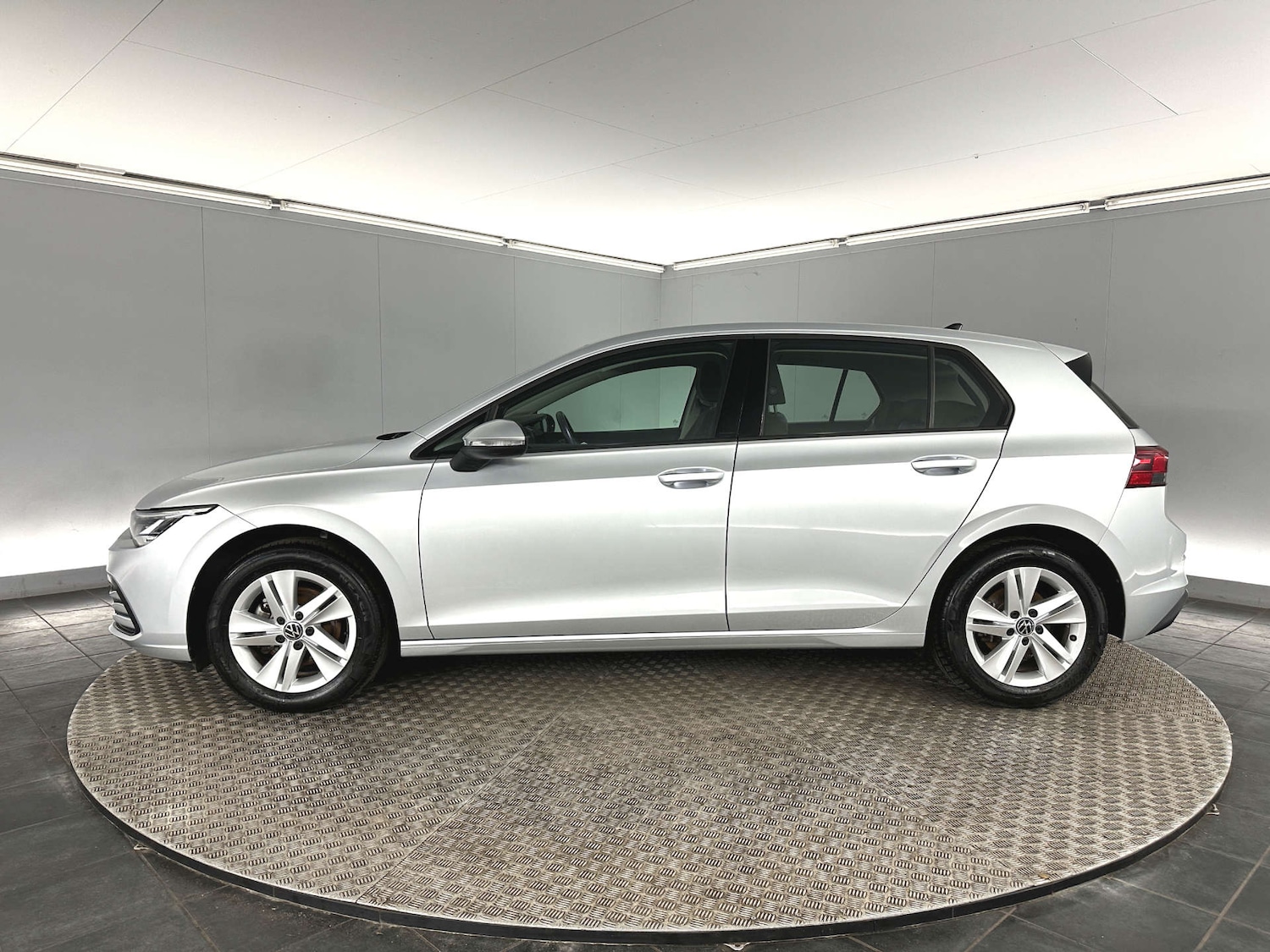 Used Volkswagen Golf 2023 for sale - 78111312: Photo 4