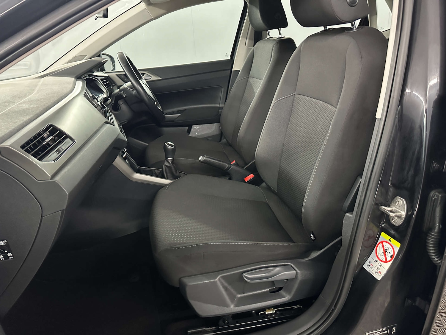 Used Volkswagen Polo 2019 for sale - 77590810: Photo 12