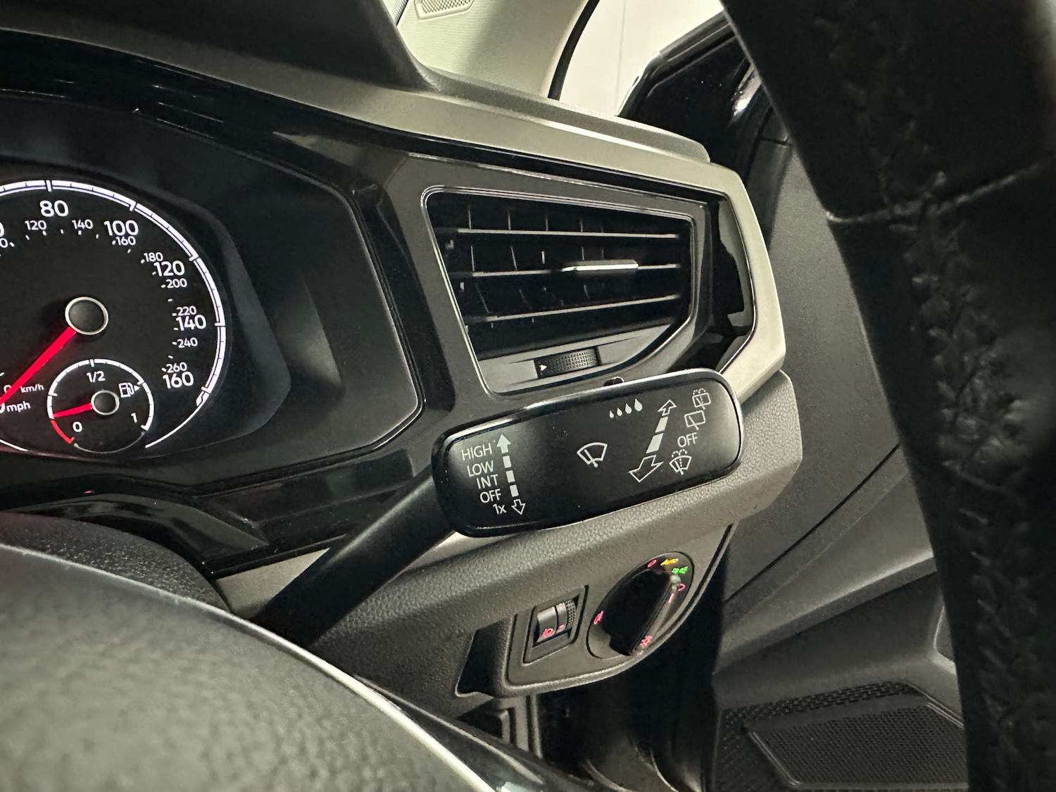 Used Volkswagen Polo 2019 for sale - 77590810: Photo 18