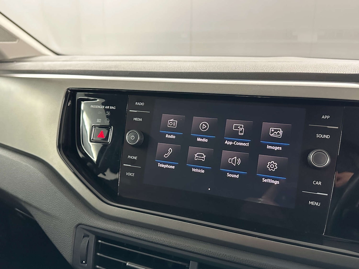 Used Volkswagen Polo 2019 for sale - 77590810: Photo 24