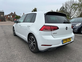 Used Volkswagen Golf 2018 for sale - 78241912: Photo
