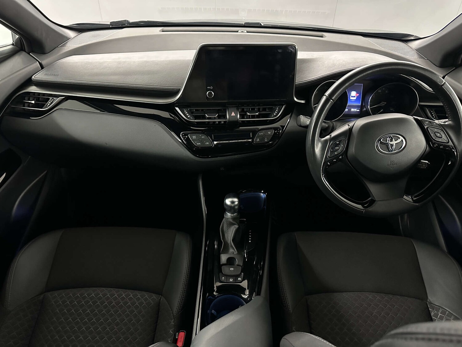 Used Toyota C-HR 2022 for sale - 77765859: Photo 14