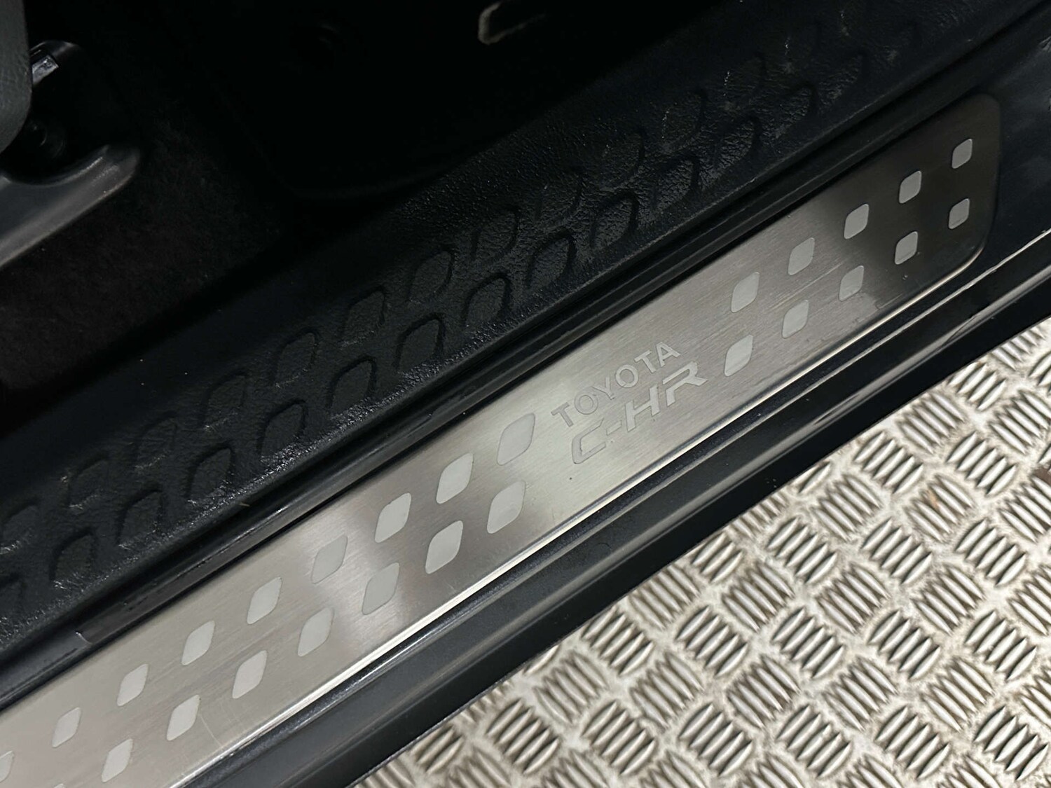 Used Toyota C-HR 2022 for sale - 77765859: Photo 15