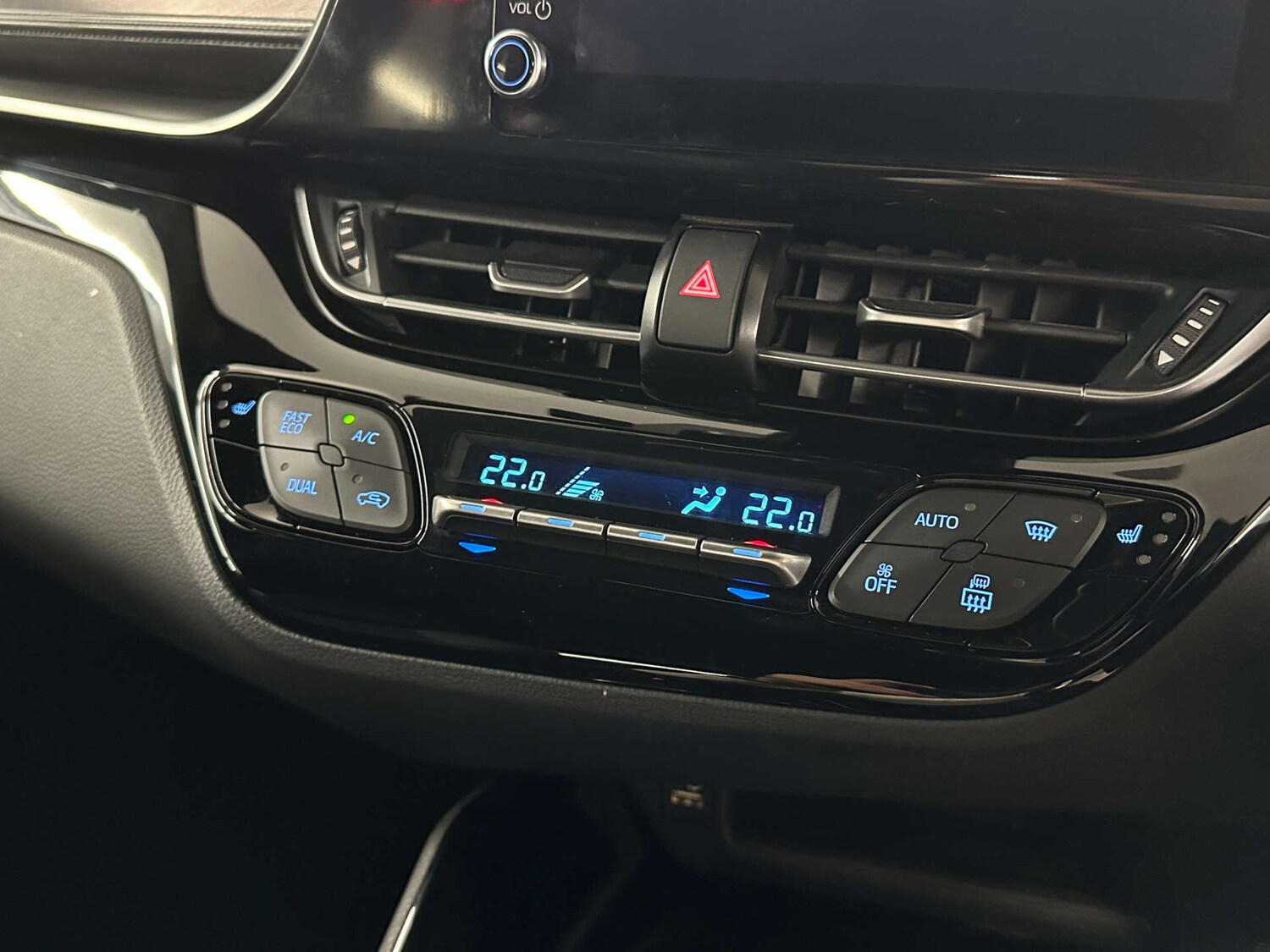 Used Toyota C-HR 2022 for sale - 77765859: Photo 22