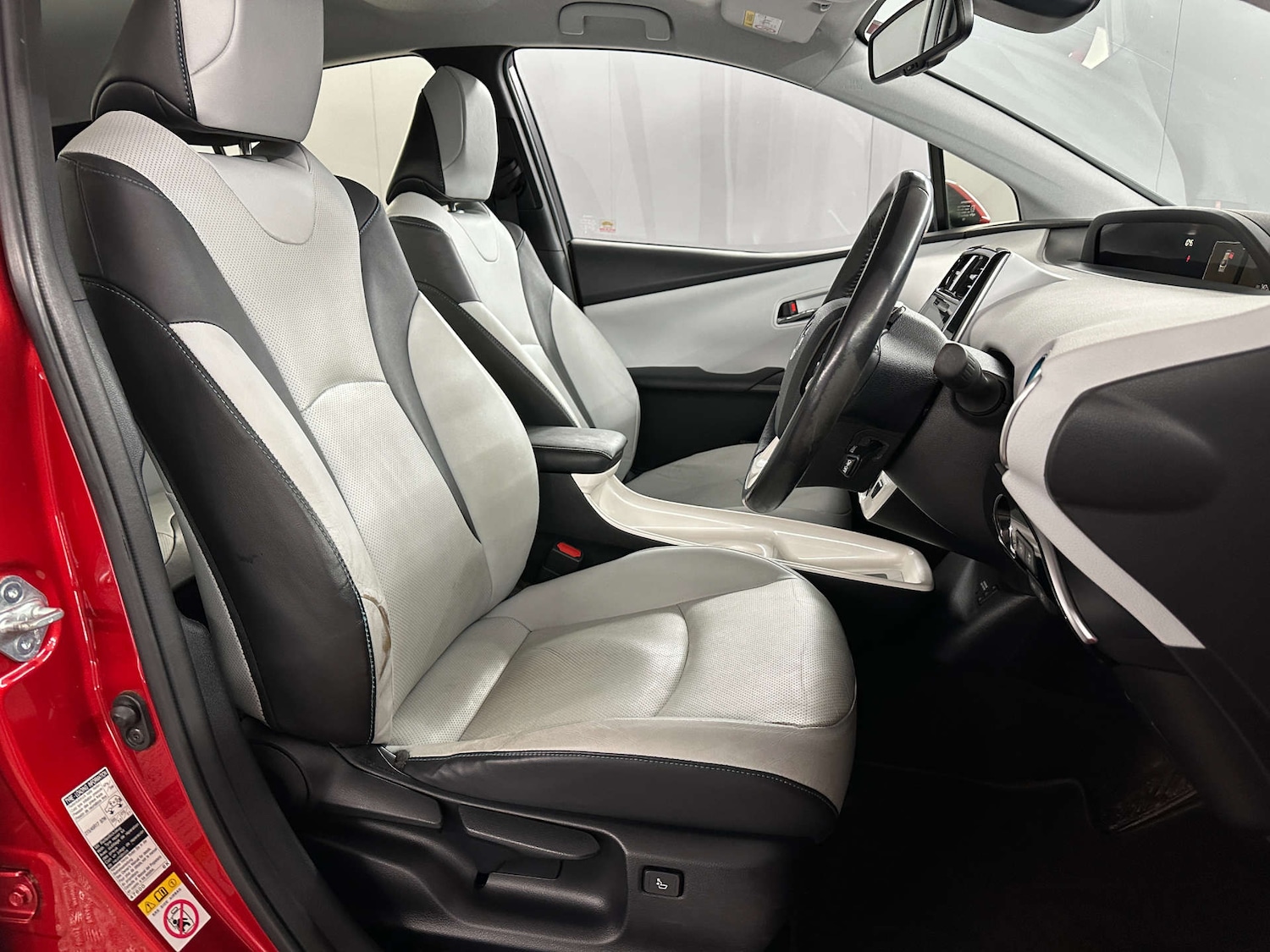 Used Toyota Prius 2016 for sale - 77590781: Photo 10